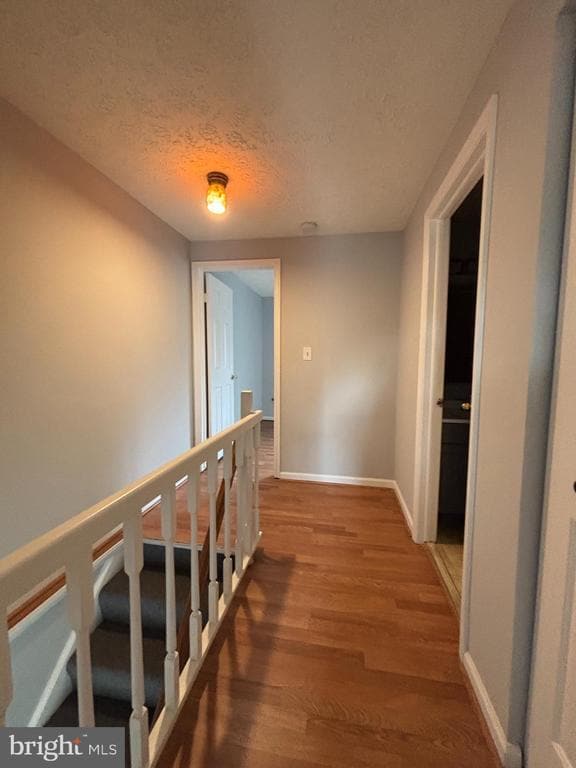 Building Photo - 3631 Laurel View Ct