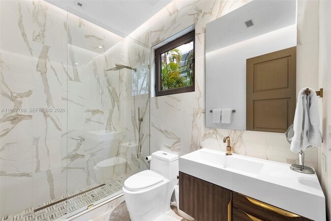 Building Photo - 432 S Hibiscus Dr