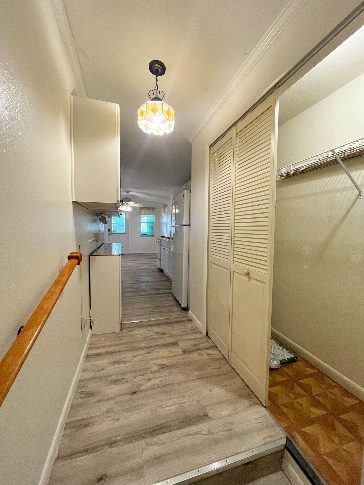 Building Photo - 516 Northmoor Ave N