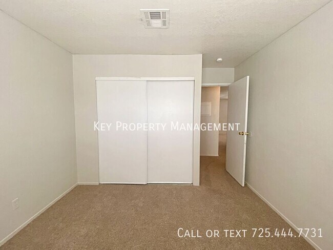 Building Photo - 3 BED 2 BATH UPSTAIRS CONDO NEARBY NELLIS ...