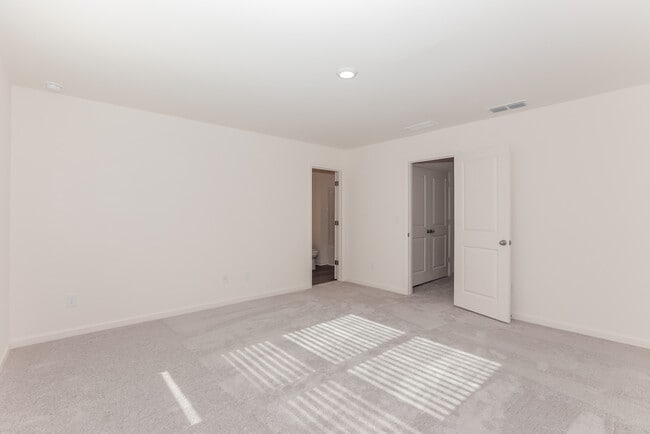 Primary Photo - Fantastic 3bd/2.5ba home! Coming soon!