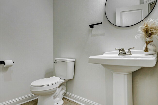 Building Photo - 5 Versante Ct