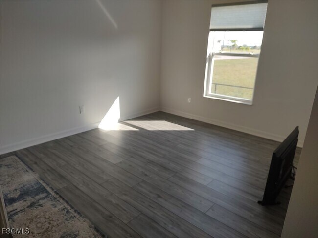 Building Photo - 4204 NW 39th St