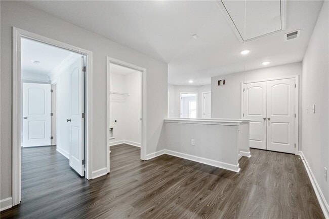 Building Photo - 3744 Silvery Wy