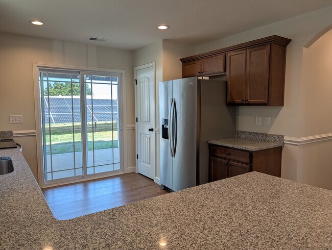 Building Photo - NEW HOME IN SPARTANBURG READY FOR A RENTER!