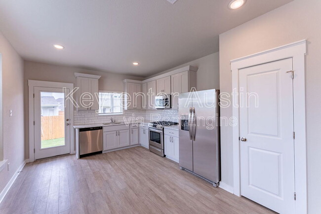 Building Photo - 2246 Rocoso Trl