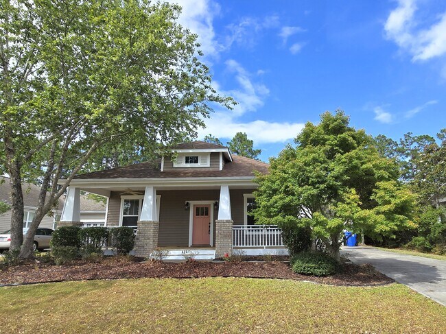 Primary Photo - 435 Belvedere Dr