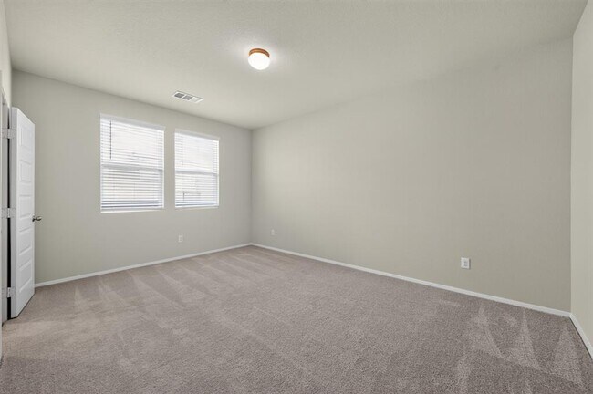 Building Photo - 2704 Towy Rd