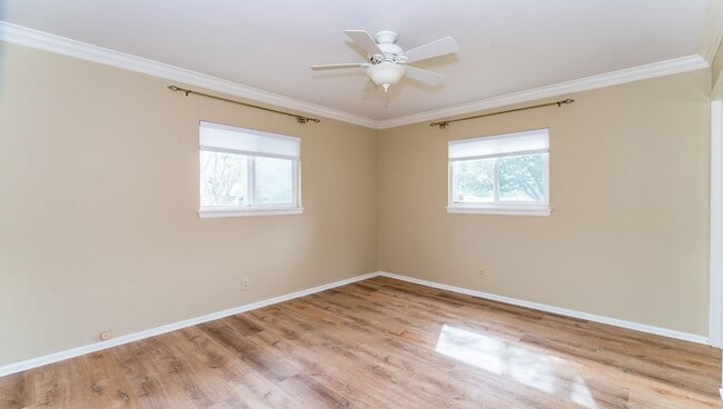 Building Photo - 3-BEDROOM IN SUNGATE, NORTH EAST ISD