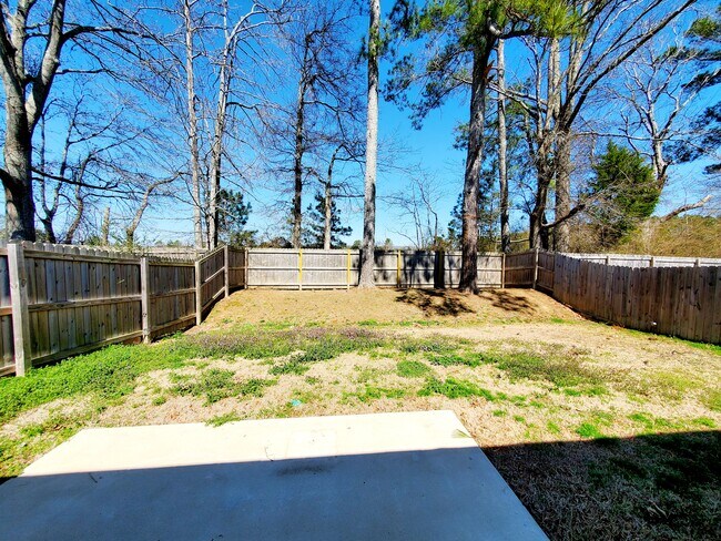 Building Photo - 169 Sedgewick Dr