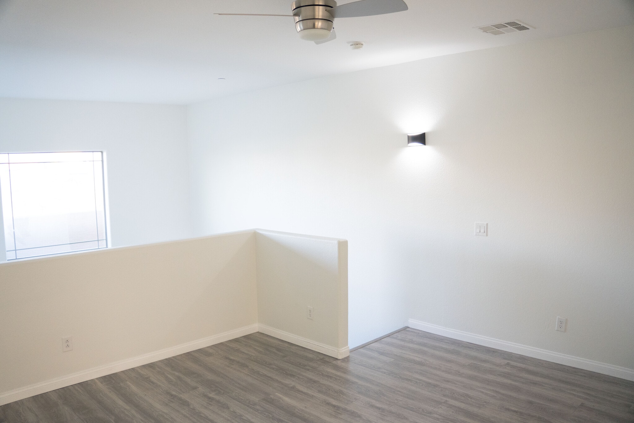 Building Photo - 900 S 94th St