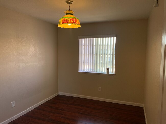 Building Photo - WELCOME TO YOUR NEW HOME IN MORENO VALLEY