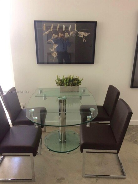 Building Photo - 151 SE 1st St