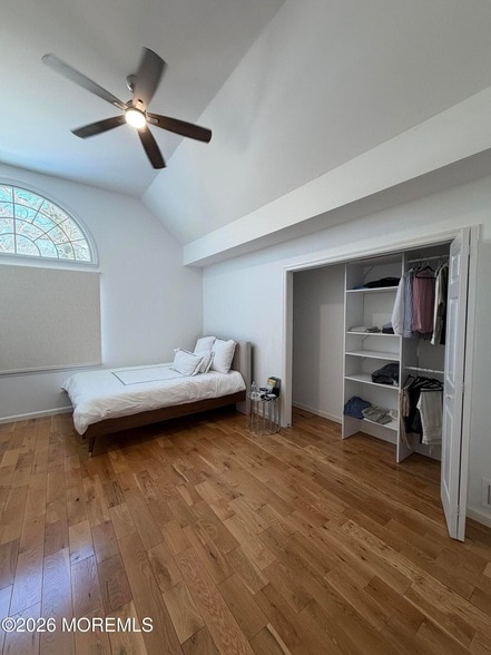 Building Photo - 534 Apple Dr