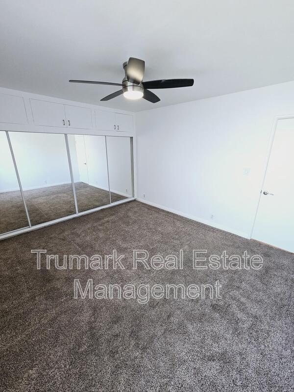 Building Photo - 525 E Harvard Rd