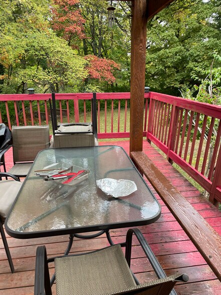 Building Photo - 217 Jubaka Dr