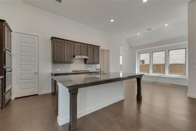 Building Photo - 635 Caprice Blf