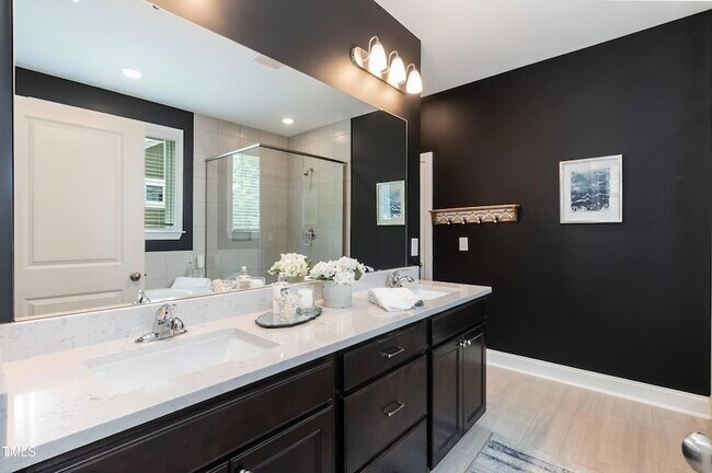 Building Photo - 273 Scarlet Tanager Cir