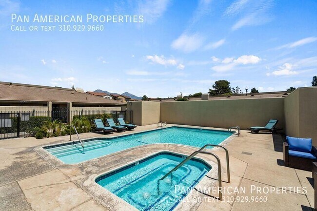 Building Photo - 450 Vista Dr