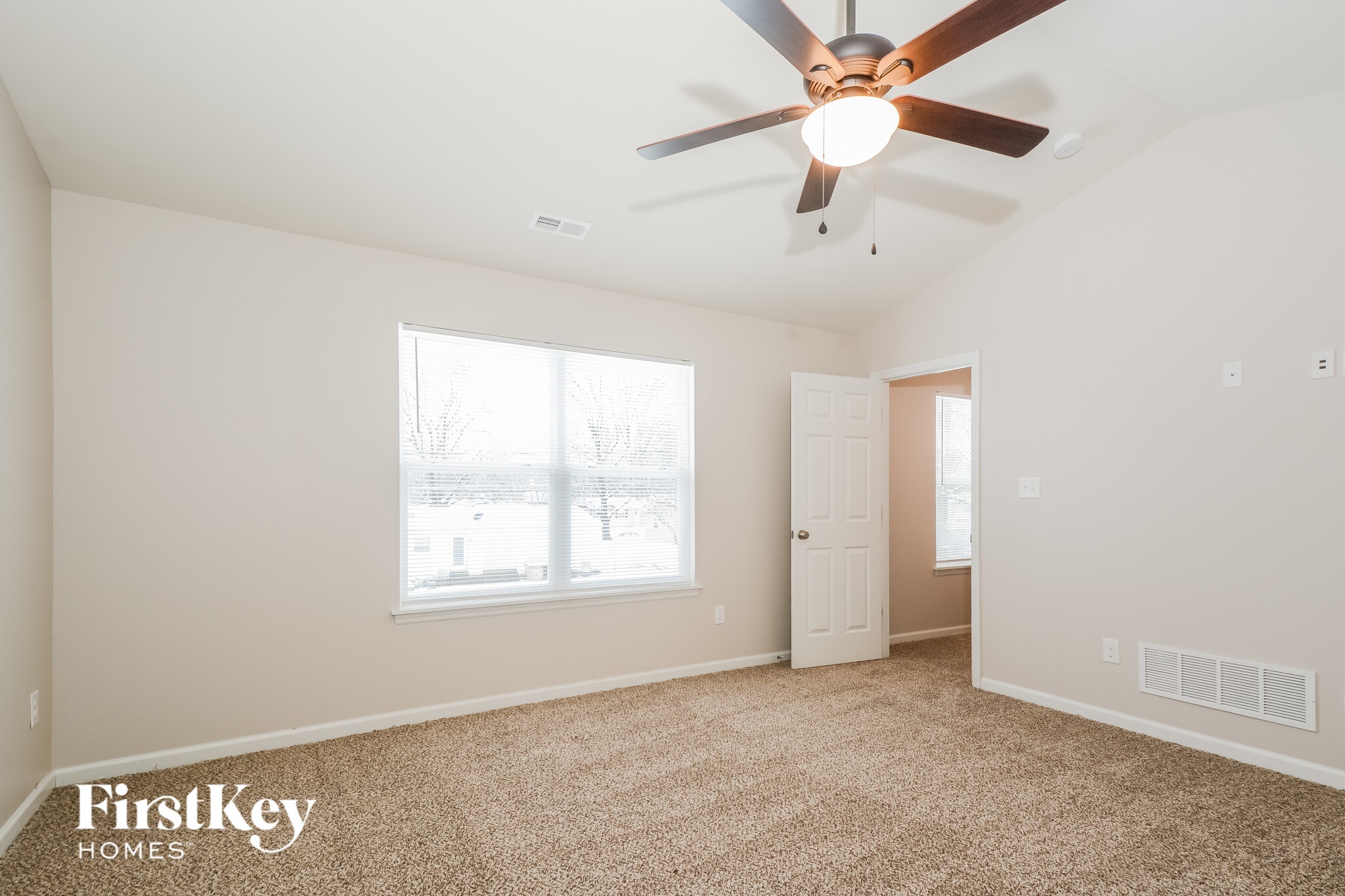 Building Photo - 246 Wabash Woods Way