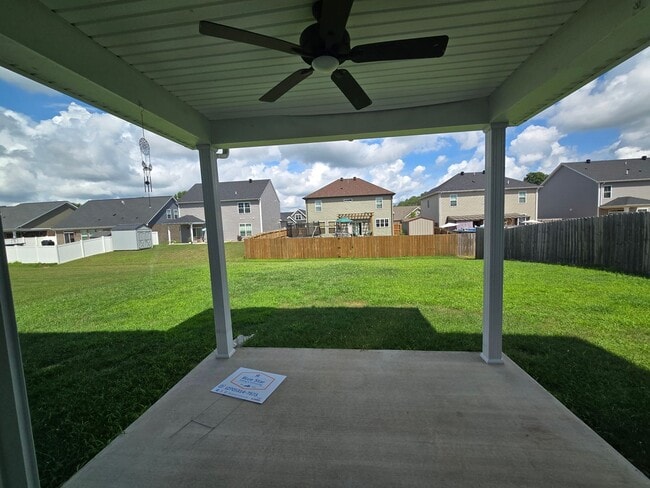 Building Photo - 3 Bed, 2.5 Bath Home in a Great Neighborhood!