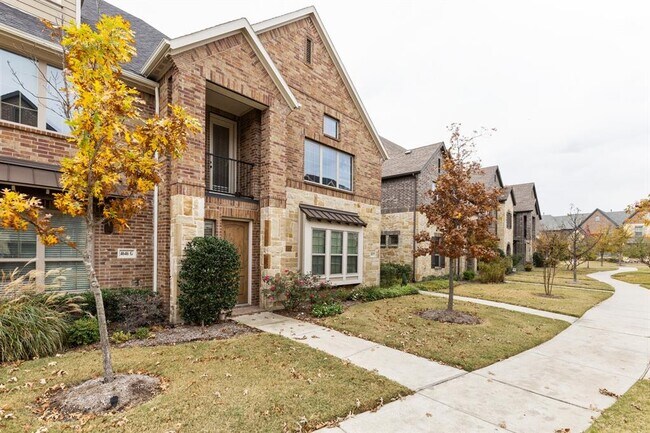 Building Photo - 4646 Rhett Ln