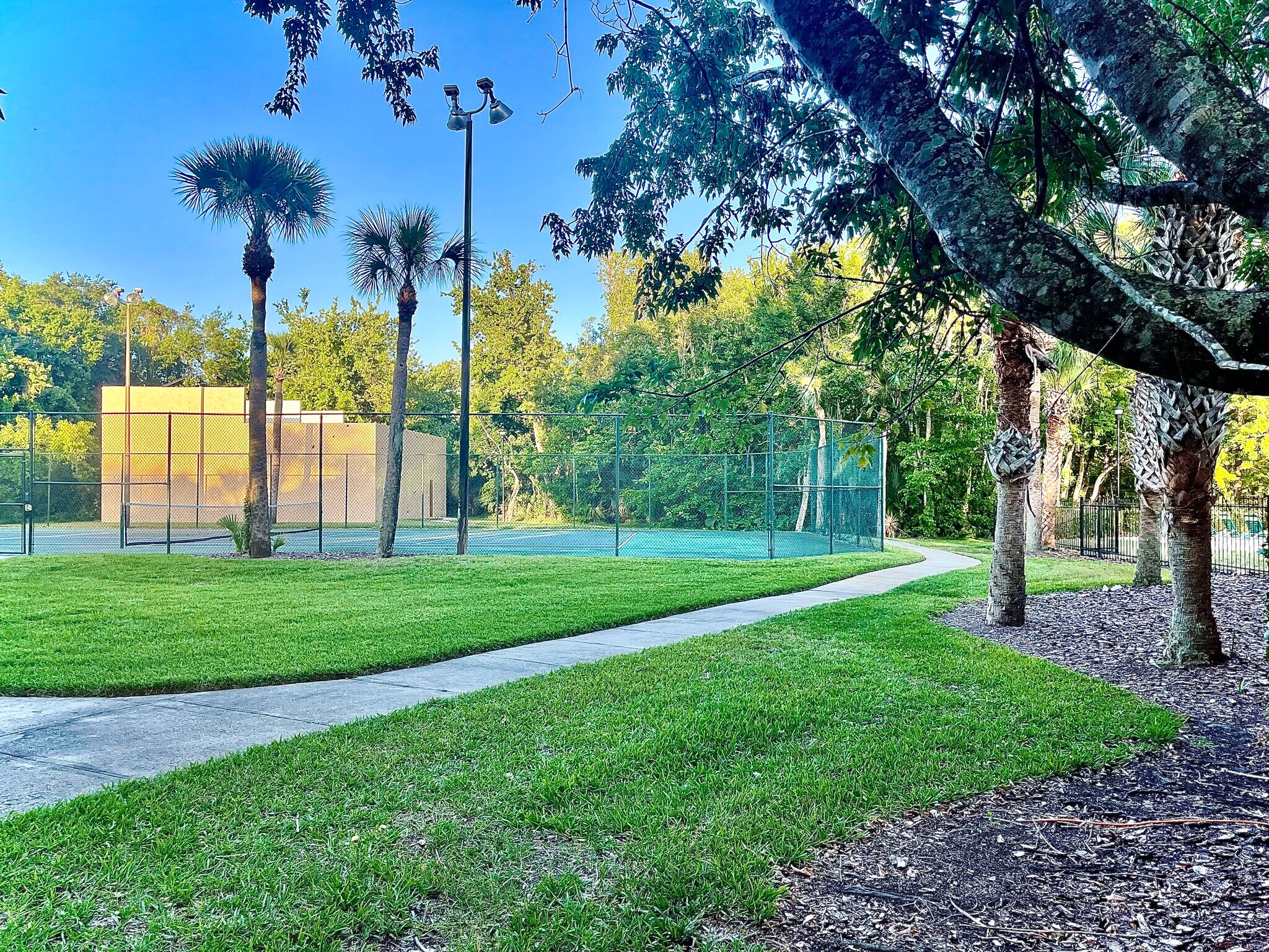 Tennis court - 4814 S Semoran Blvd