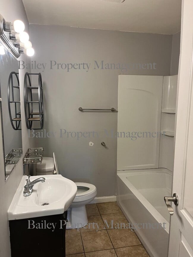 Building Photo - 6357 Doe Run Rd