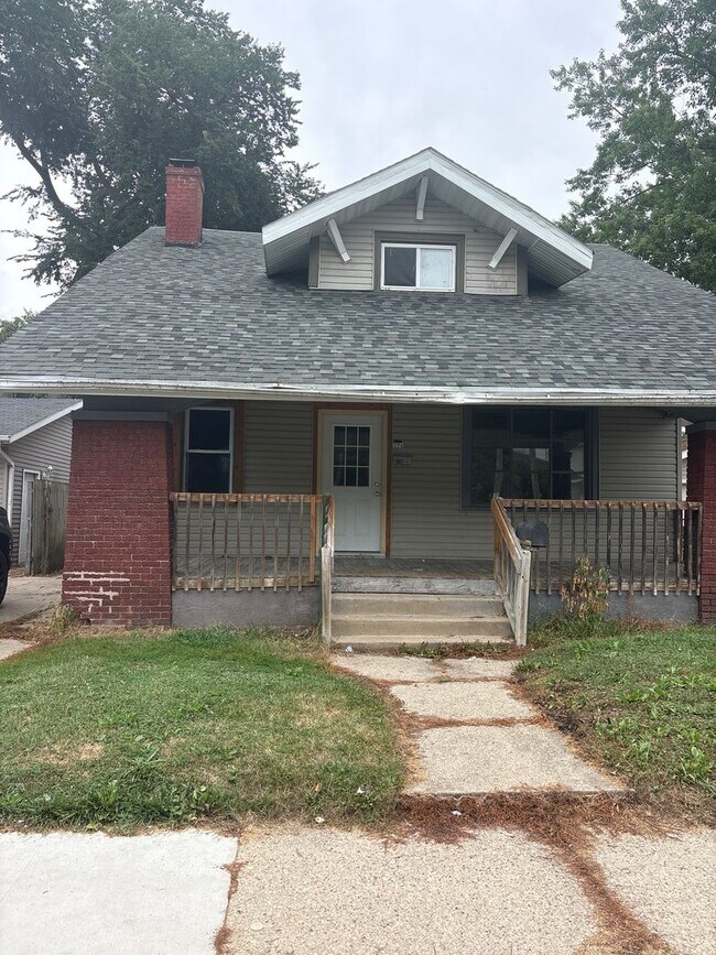 Building Photo - 376 Rockport Rd
