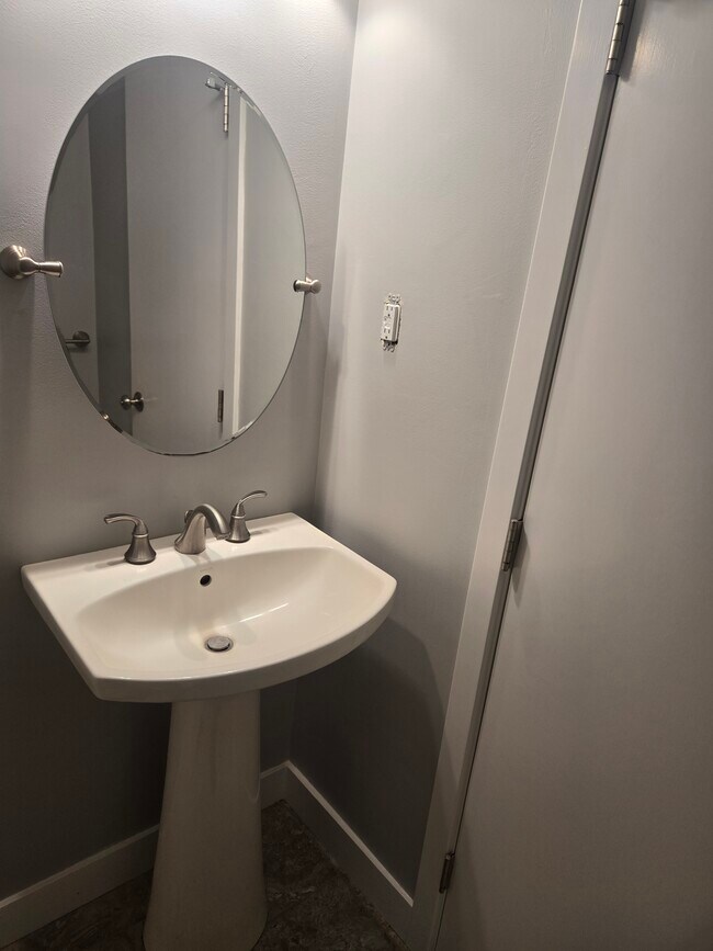 Building Photo - 50 Bare Hill Rd