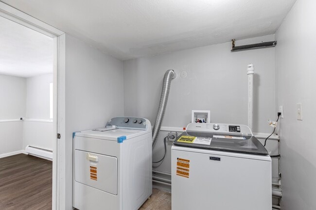 Building Photo - 7617 Fitzpatrick Dr