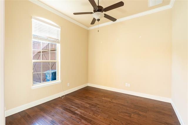 Building Photo - 9101 Waters Ln