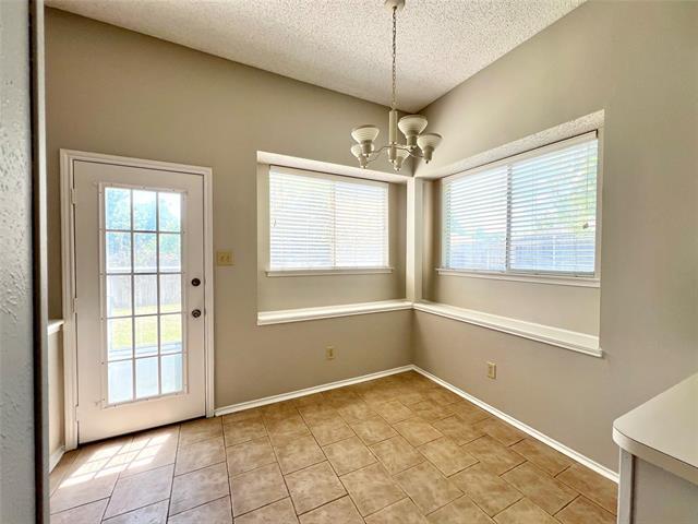 Building Photo - 2735 Wentworth Dr