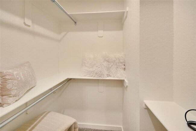 Building Photo - 21155 Gosling Rd