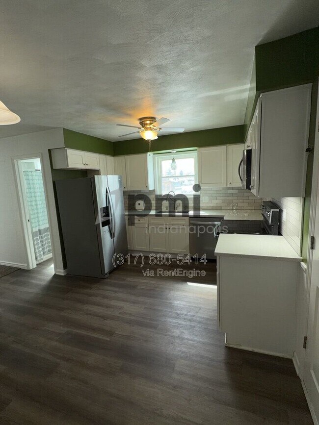 Building Photo - 635 Phaeton Pl