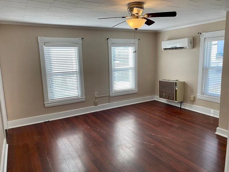 Building Photo - 31 Tremont St