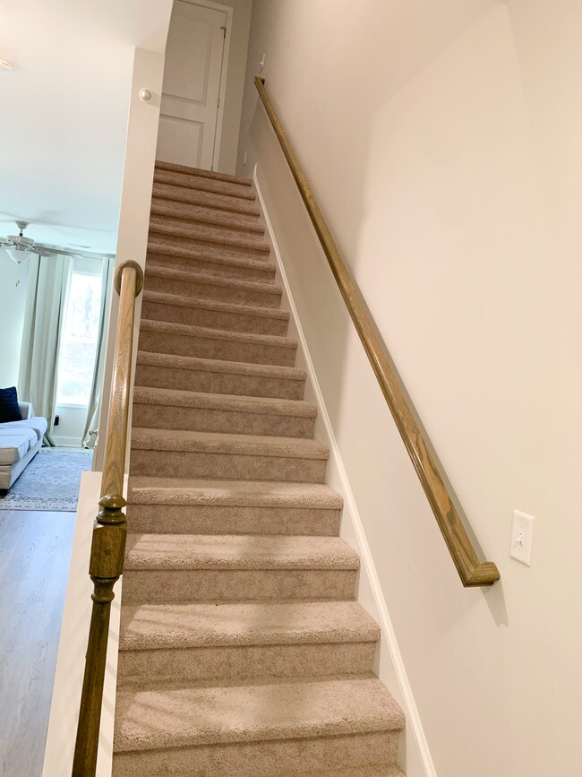 Building Photo - 739 Jacobs Mill Pond Rd