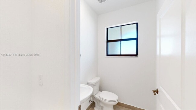 Building Photo - 11815 SW 246 Terrace