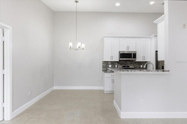 Building Photo - 2504 Grassy Point Dr