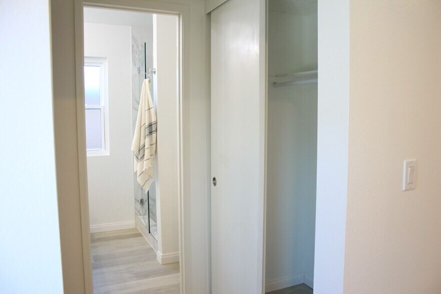 Building Photo - 26753 Avenida Las Palmas