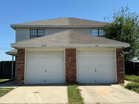 Building Photo - 360 Virtual Tour Available