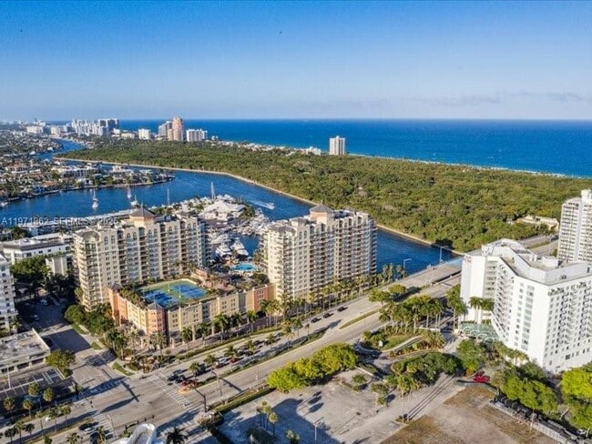 Building Photo - 2670 E Sunrise Blvd