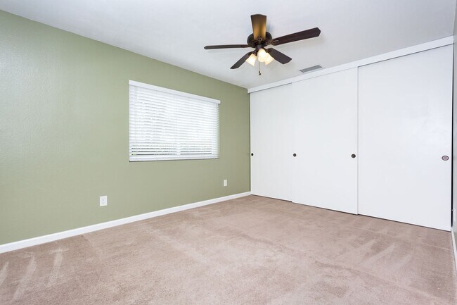 Building Photo - Beautiful Home in Mira Mesa