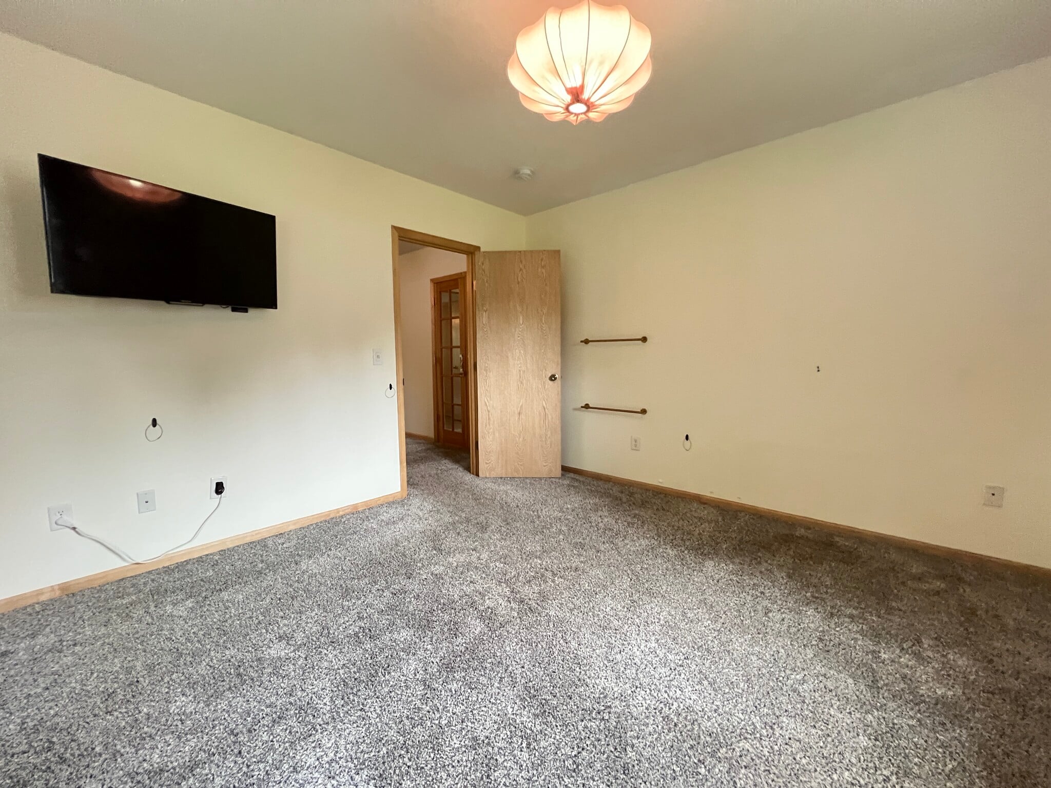 Bedroom 4 - 118 S Shannon Dr