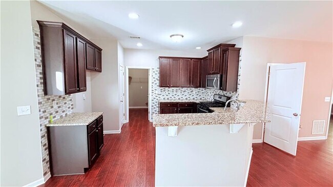 Building Photo - 2366 Proctor Creek Enclave