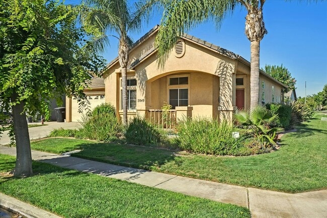 Building Photo - 5849 Webb St