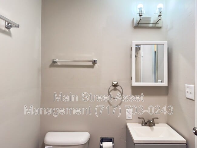 Building Photo - 31 Union St