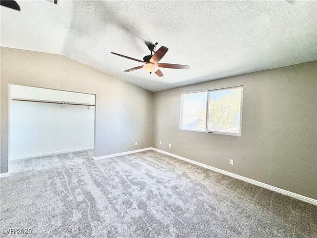 Building Photo - 5830 Deer Valley Dr