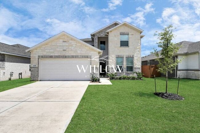Primary Photo - Spacious 4-Bedroom Home – 6 Weeks FREE Rent!
