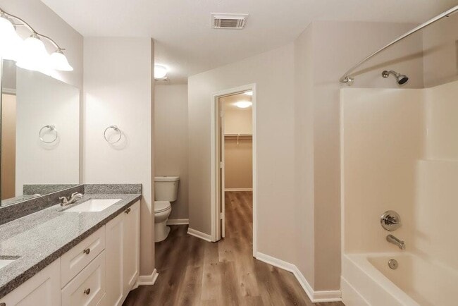 Building Photo - 22815 W Waterlake